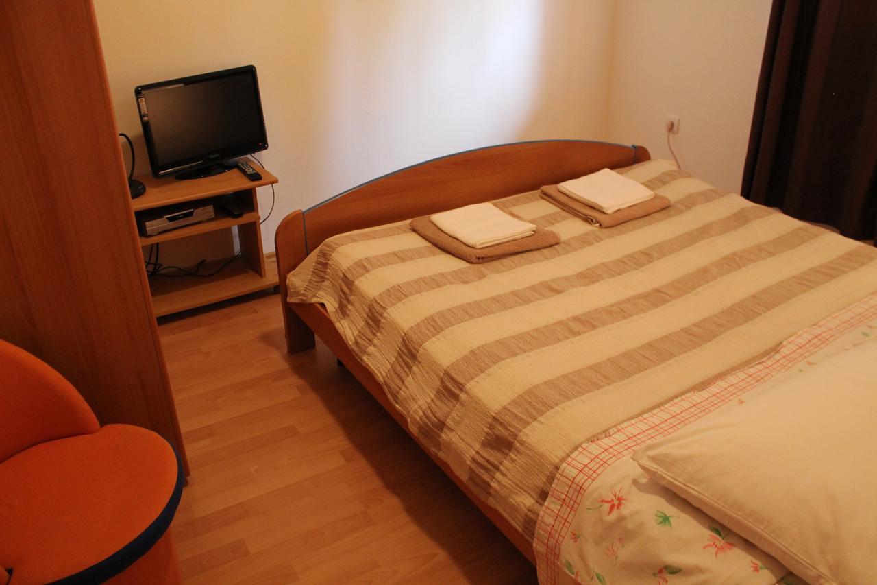 Apartments Ana Пула Екстер'єр фото