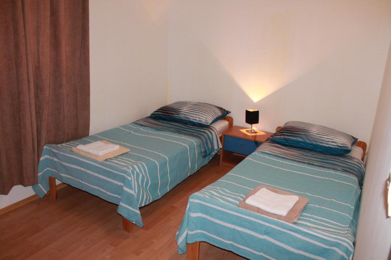 Apartments Ana Пула Екстер'єр фото